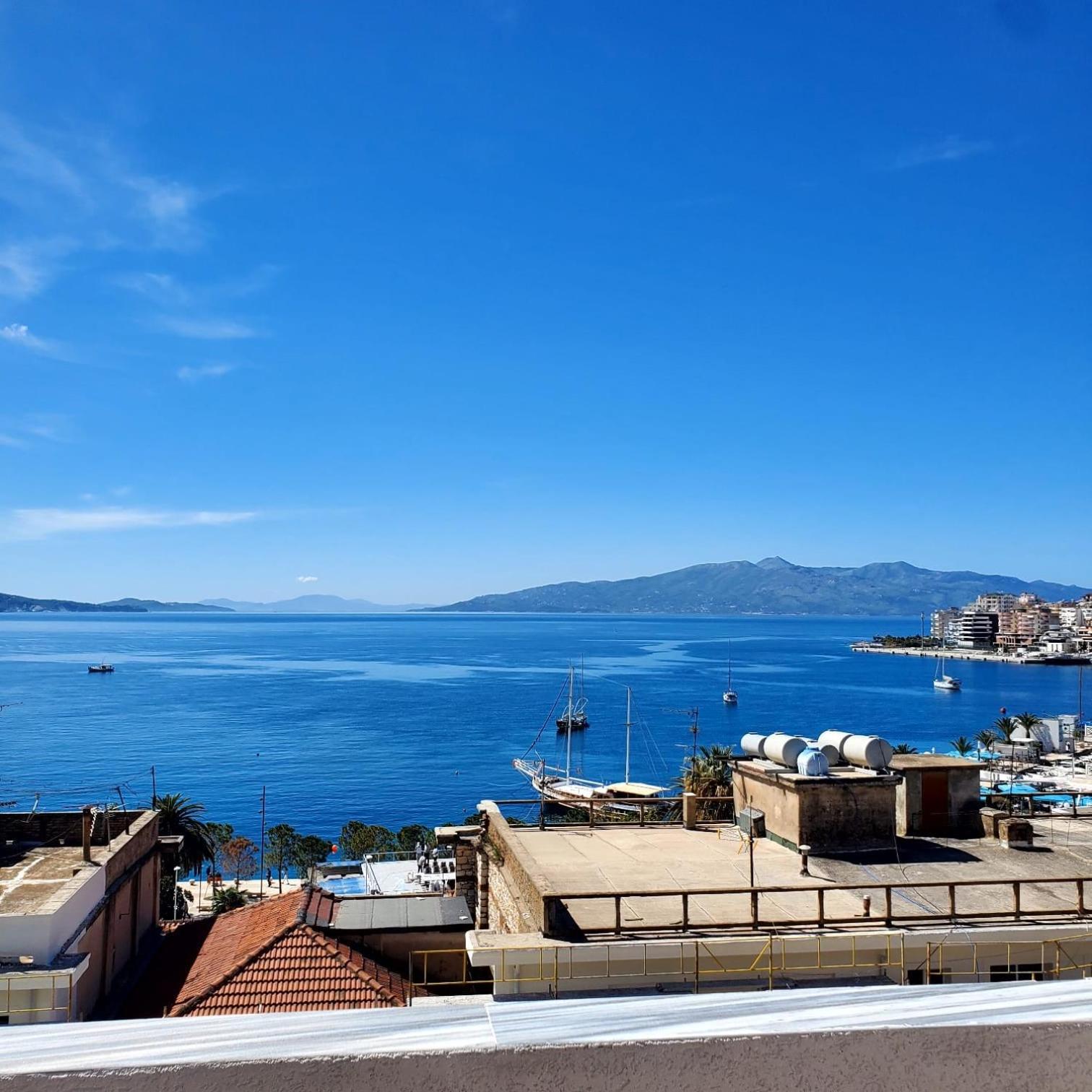 July Seaview Apartments Sarandë Eksteriør bilde