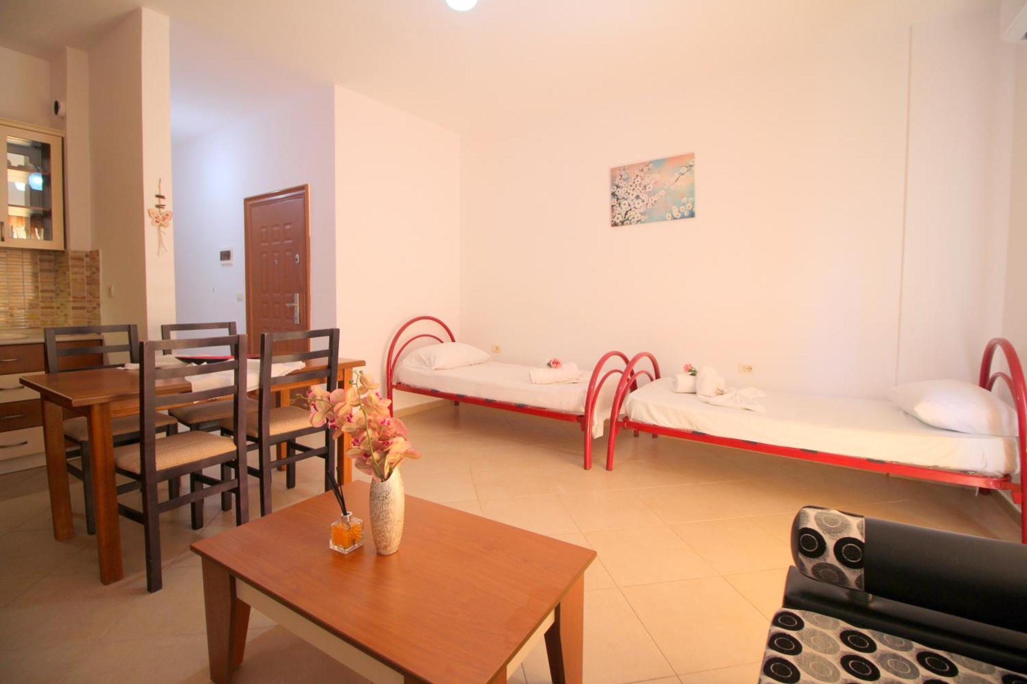 July Seaview Apartments Sarandë Eksteriør bilde