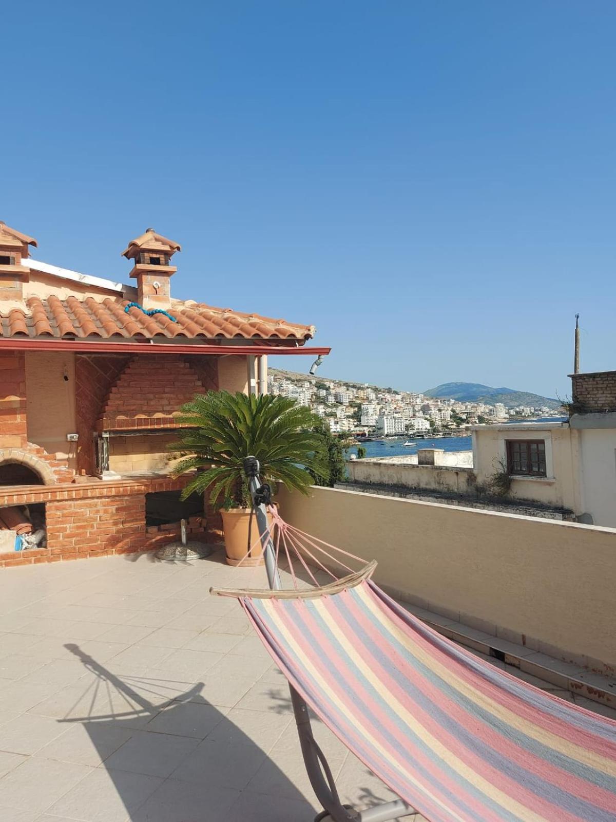 July Seaview Apartments Sarandë Eksteriør bilde